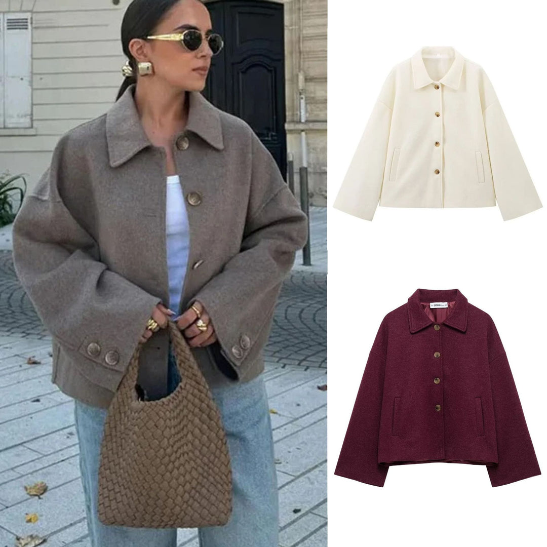 Dame cropped overgangsjakke med praktiske knapdetaljer og store lommer Stilla