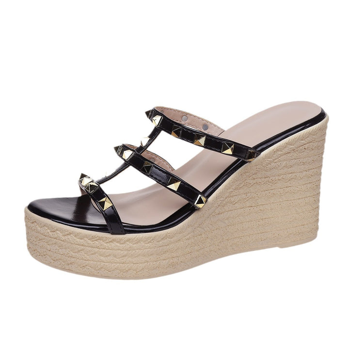 Dame Wedge-sandaletter med elegant remdesign og luksuriøse metalldetaljer Stilla