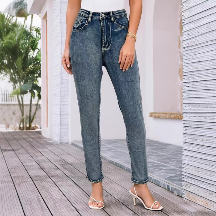Damer Slim-Fit Jeans med moderne Used-effekt og høj talje Skovae