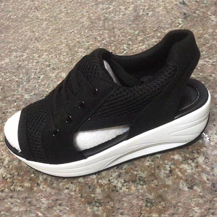 Dame Sporty Plateau-Sandaler med åndbart overmateriale og elastiske snøringer Stilla