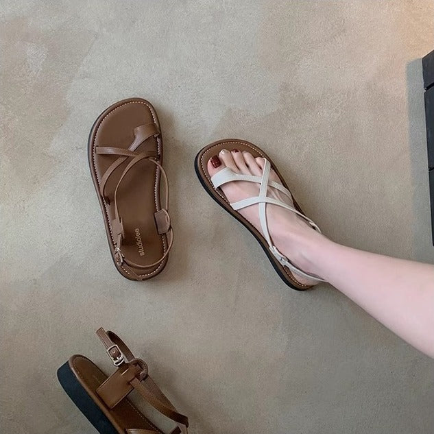 Dame elegante sandaler med glitrende metallic-design og polstret fodseng Stilla