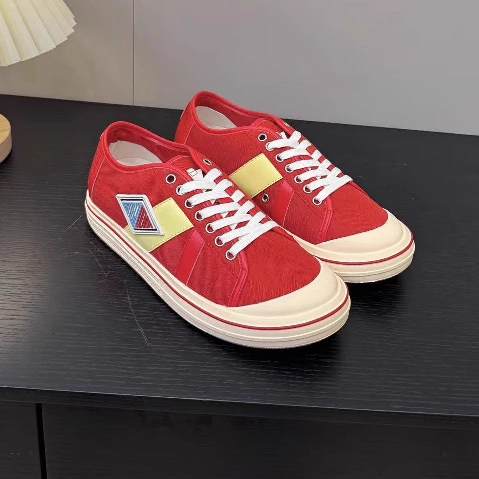 Dame mode sneakers i retro stil Stilla