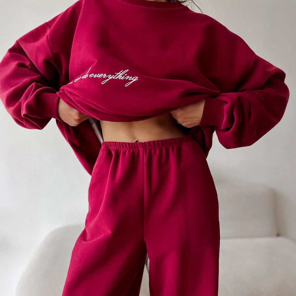 Kvindernes komfortable og stilfulde sweater med elastisk talje Skovae