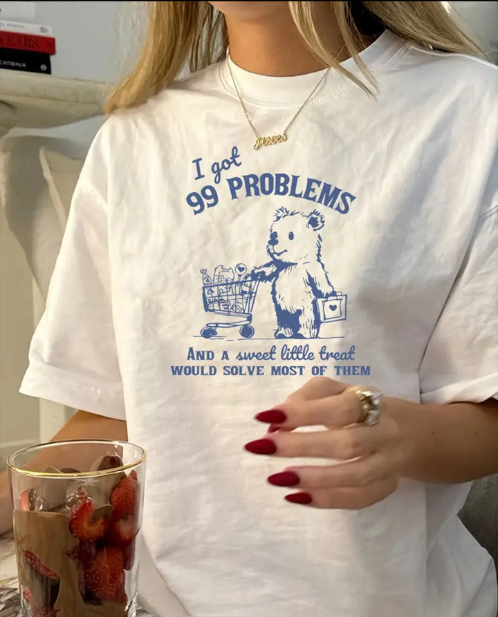 Dame T-shirt med humoristisk bjørnemotiv og kreativ tekst Stilla