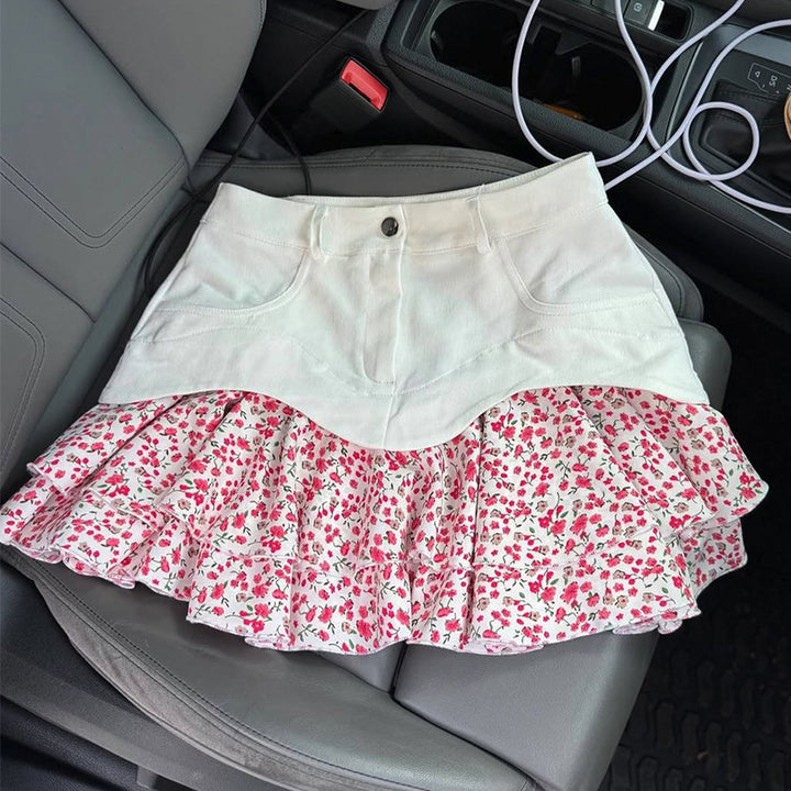Dame Mini skirt med flæsedetalje og afslappet denim-top Stilla