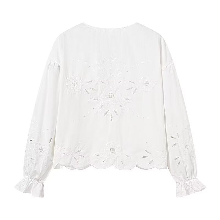 Kvindernes broderede blouse med flæsekant Stilla