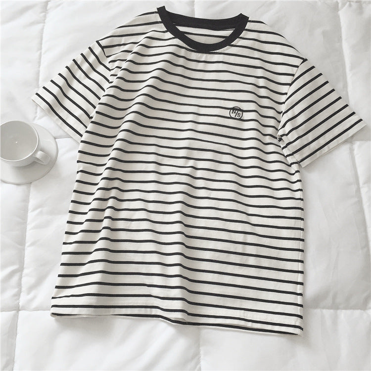 Femme stribet bomulds-rundhalset-TEE med logo-dekoration Stilla