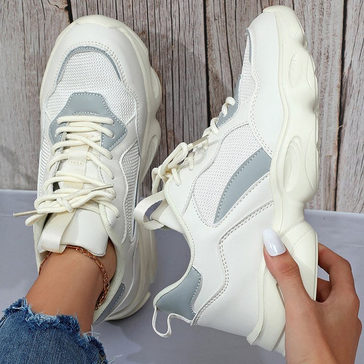 Dame mode Sneakers med åndbart mesh-overmateriale og dæmpende sålekonstruktion Stilla