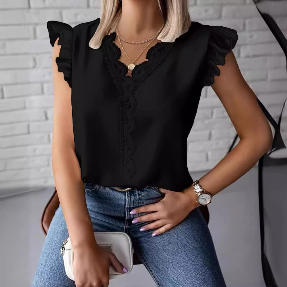 Damebluse med flæsekanter og fine spidser Stilla