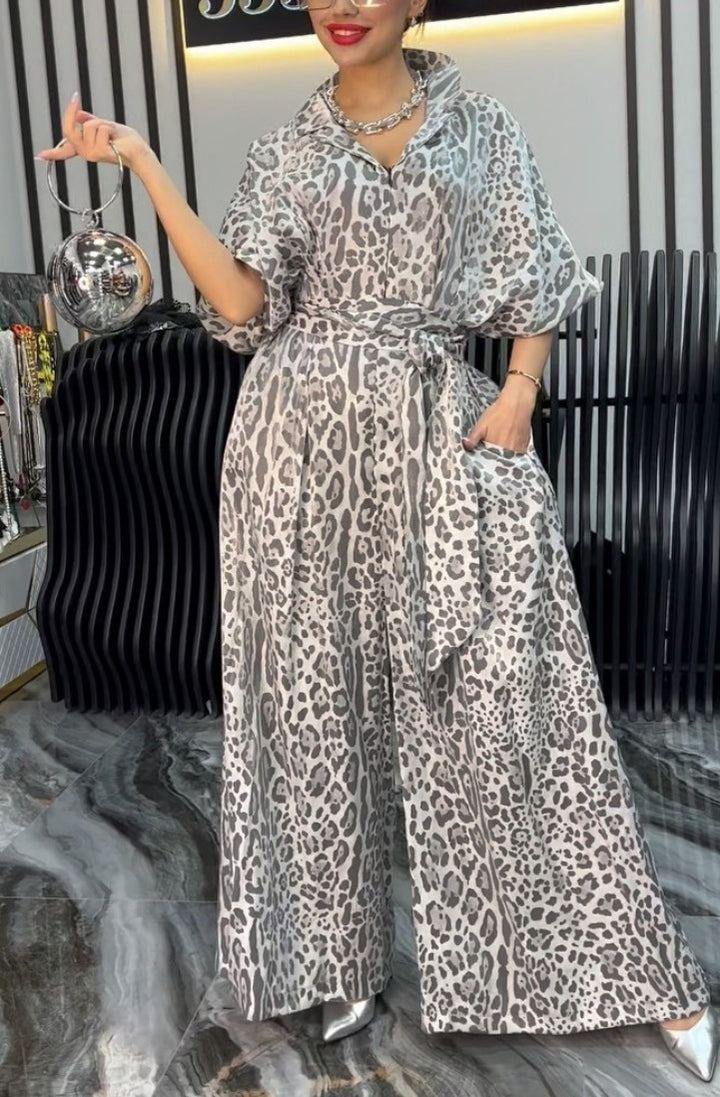 Kvindernes elegante jumpsuit med bred ben og blomster mønster Stilla
