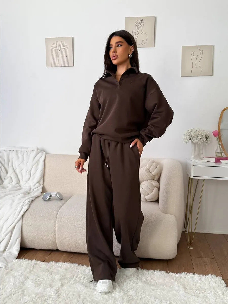 Kvinders sporty loungewear sæt med høj krave og vid skæring Skovae