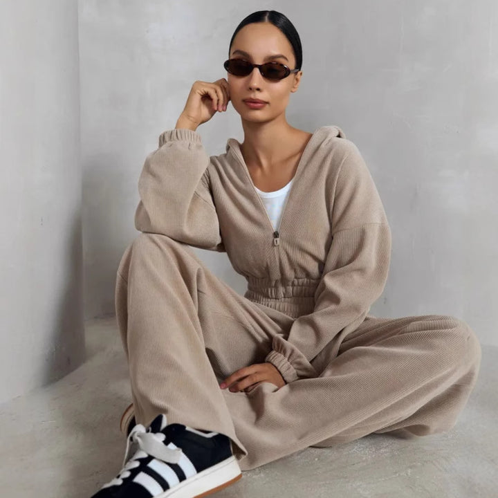 Kvindernes cropped hoodie i vaffelstrik design med elastisk talje Skovae