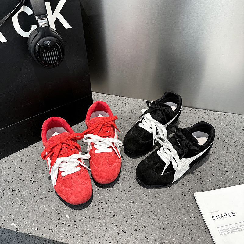 Dame Sporty Sneakers med innovativ snørestil Stilla