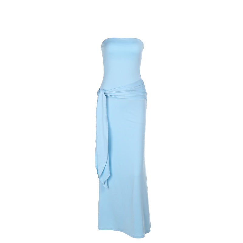 Dame elegant maxikjole med off-shoulder design og draperet talje Skovae