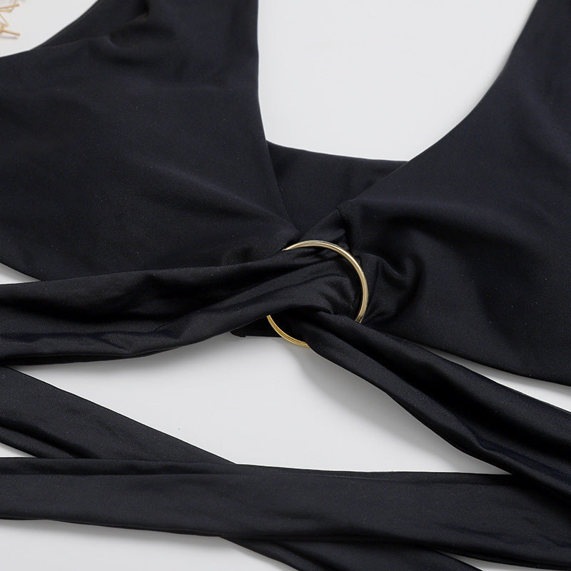 Damer Moderne Triangle-Bikini-Sæt med Vending Design og Glamourøs Ring Stilla
