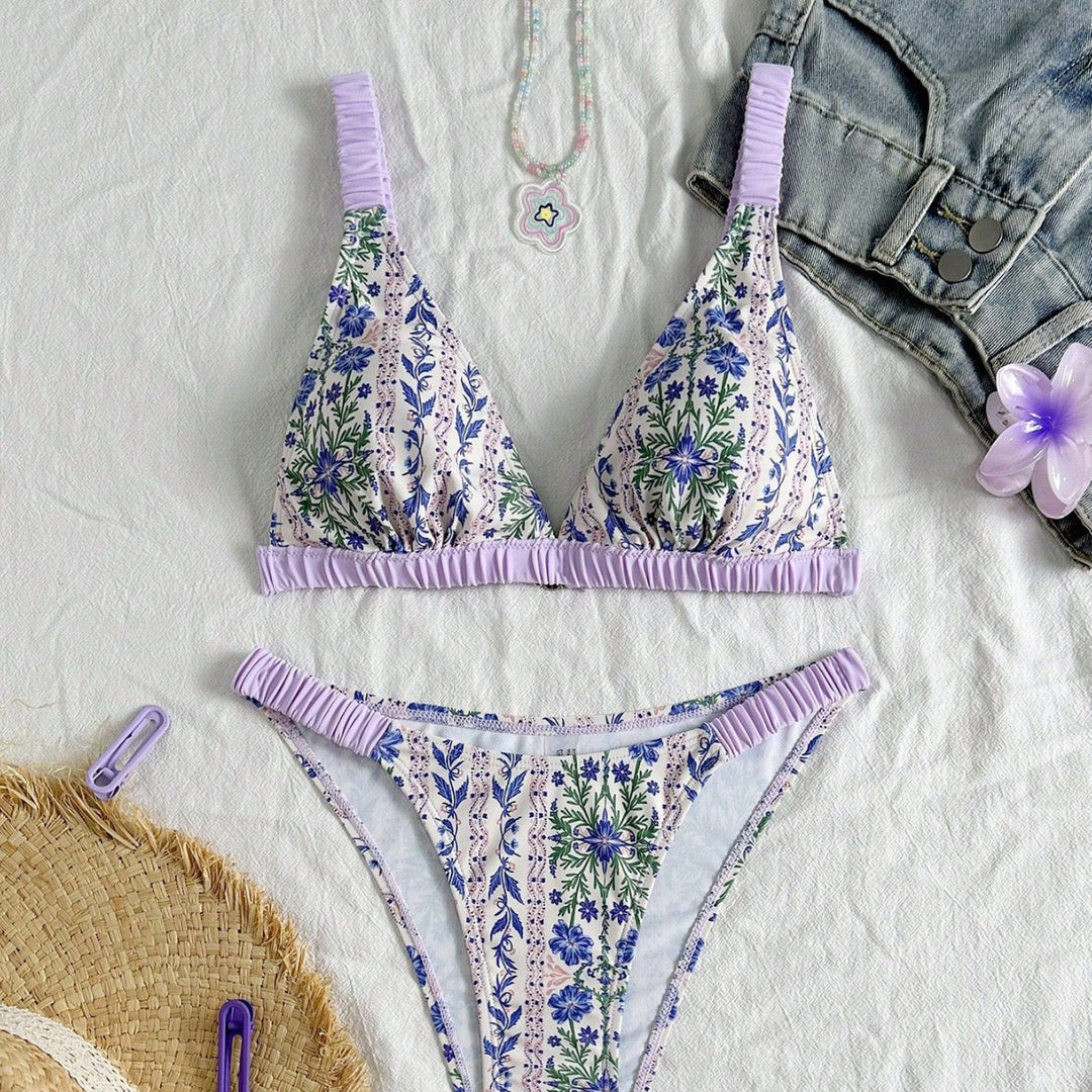 Dame trekantet bikini med blomsterdesign og flæse detaljer Skovae