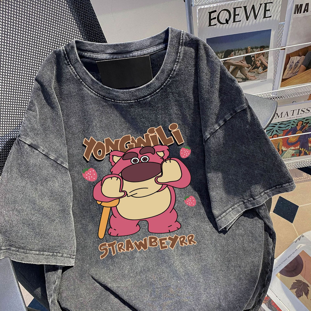 Dame T-shirt med legende cartoon-design og oversized snit Stilla