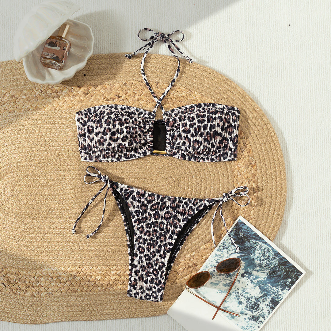 Dame bandeau-bikini med stilfuldt leo-mønster og justerbare stropper skovae