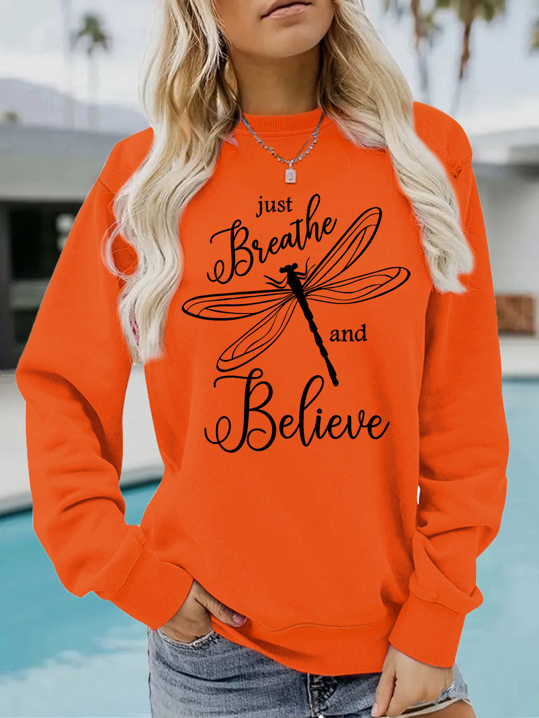 Kvinders sweatshirt med inspirerende drageflyvningsmotiv og afslappet pasform Stilla