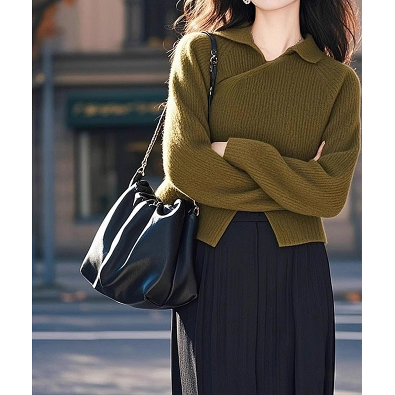 Dame elegant, figursyet strikpullover med moderne krave og bløde ærmer Stilla