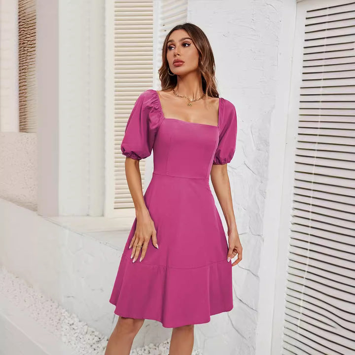 Dame Off-Shoulder Kjole med Puffærmer og svajende Skørt Stilla