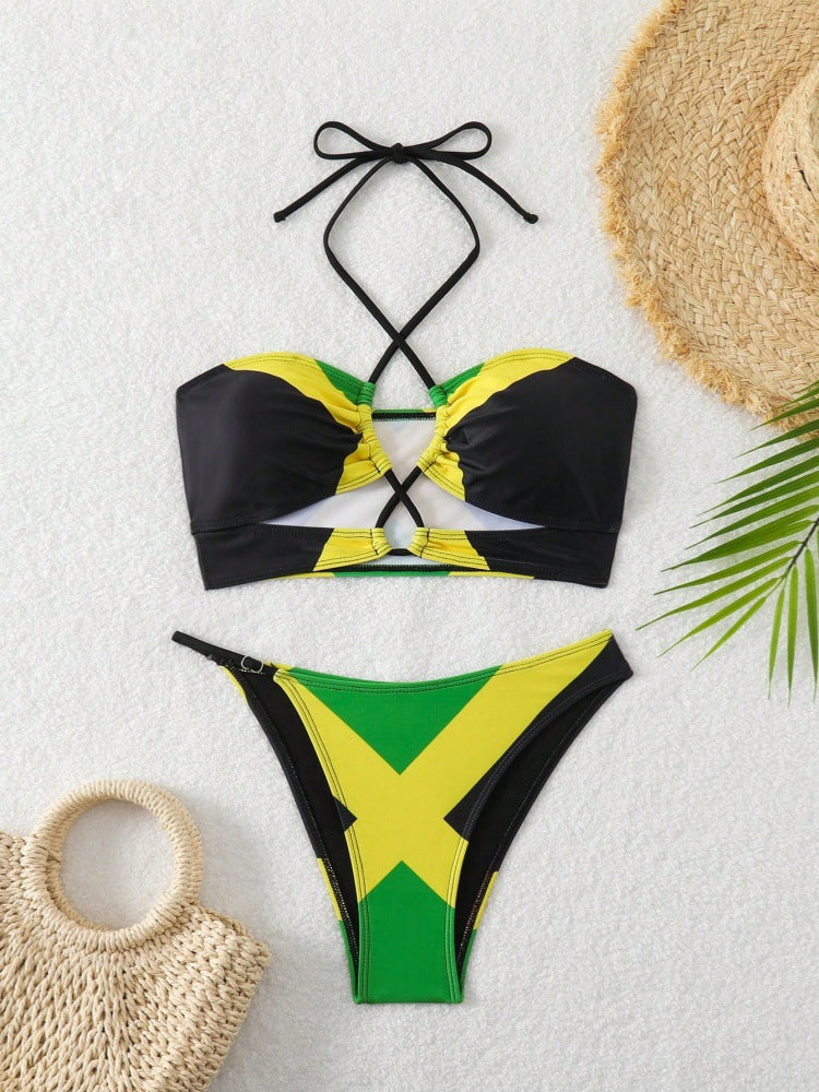 Dame bikini med trendy krydset top og høj benudskæring Skovae