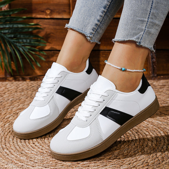 Dame mode Sneakers i sporty design med åndbar overmaterialekonstruktion Stilla