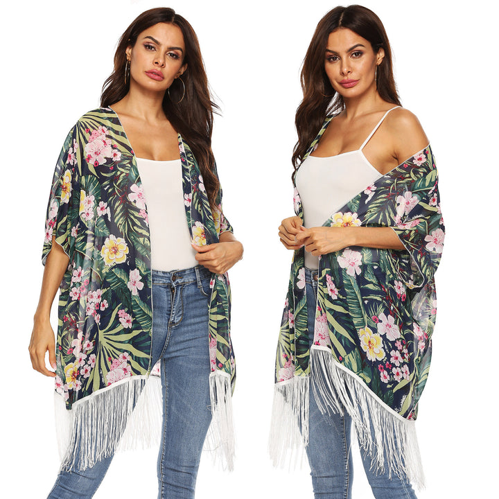 Dame kimono med blomsterdesign og frynser Skovae