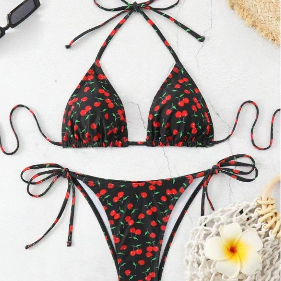 Dame Triangel-Bikini-Sæt med legende Kirsebærdesign og justerbare stropper Stilla