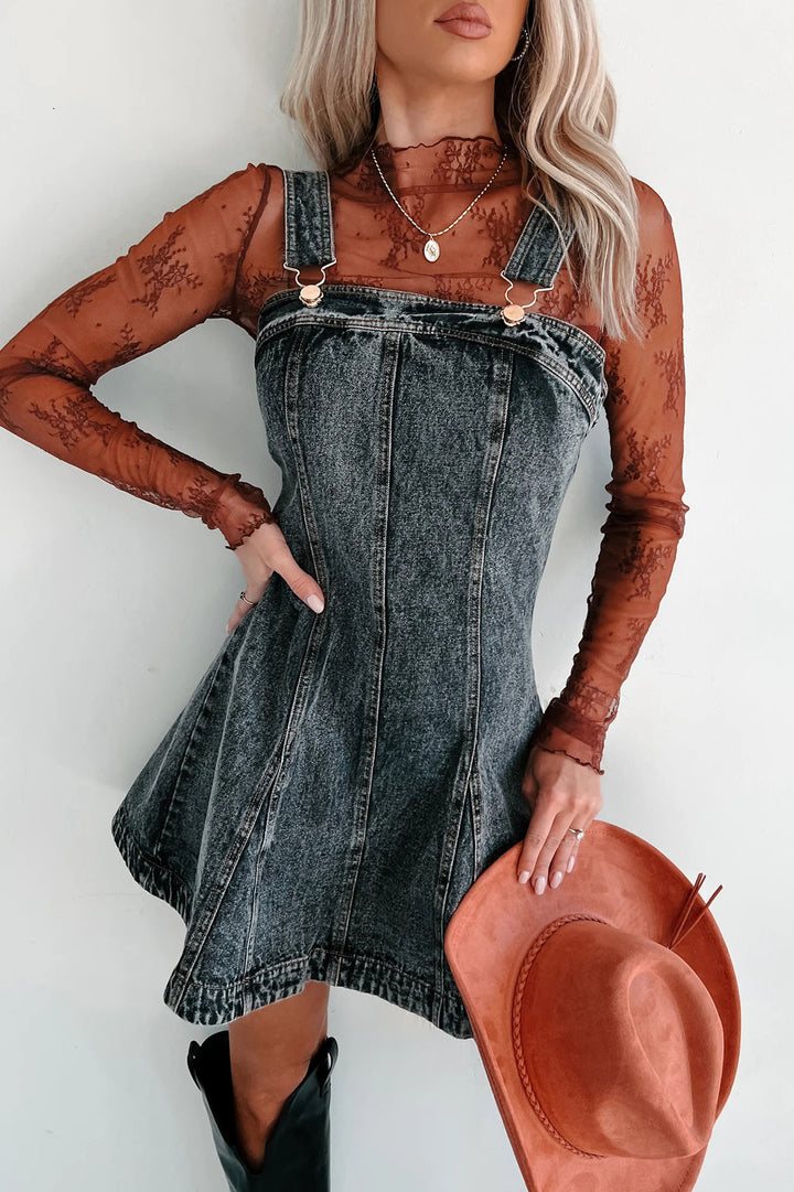 Dame Jeans-rammekjole med elegante stropper og afslappet snit Stilla