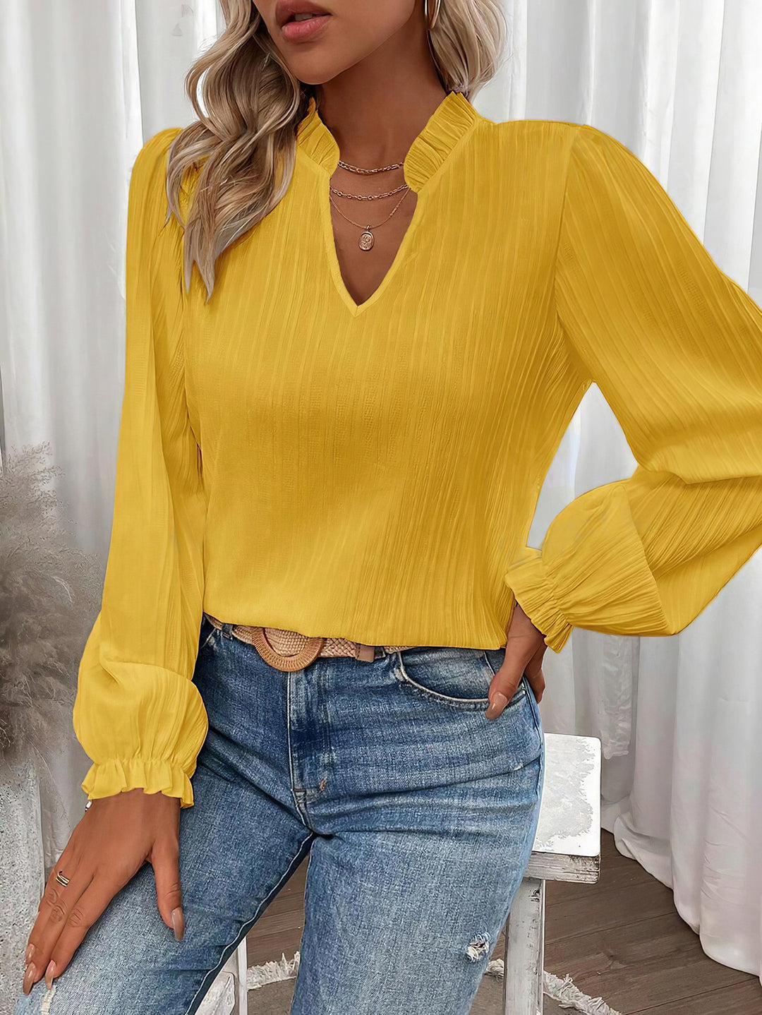 Dame elegant bluse med V-udskæring og puffærmer Stilla