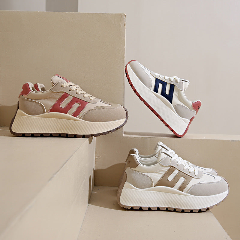Dame sneakers i afslappet-modern stil med tyk profilsål og åndbart overmateriale Stilla