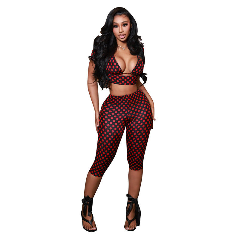 Damen Modisches Sportoutfit mit gepunktetem Design und figurbetonter Passform Skovae