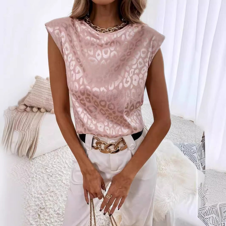 Dame elegant skåret overdel med moderne leopardprint Stilla