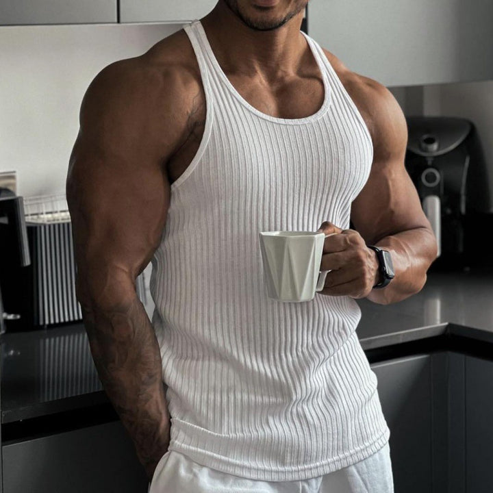 Herrer nan ribbet muscle shirt med U-udskæring og strækbar bomuldsblanding Skovae