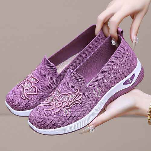 Dame Komfortable Slip-On Sneakers med floral broderi Stilla
