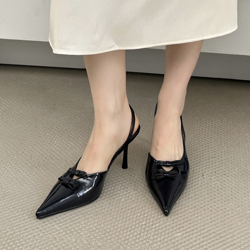 Dame Slingback Pumps med elegant udsnit og særpræget sløjfedetail Stilla