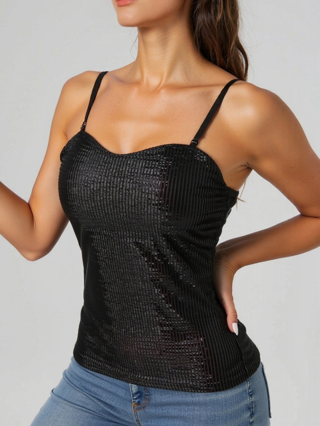 Dame elegant spaghetti straps shirt med luksuriøs paillet dekoration og fin rib strik Skovae