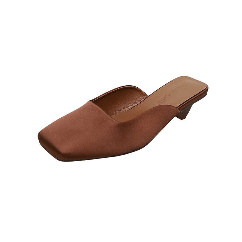 Dame elegante Sling-Mules med højkvalitets satin-overdel og trendy firkantet tå-design Stilla