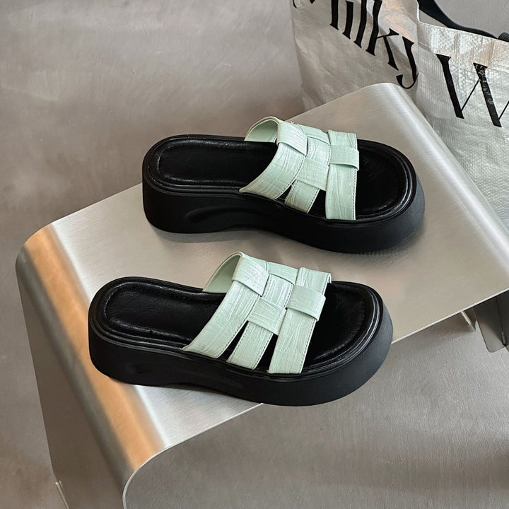 Dame platform-sandaler med elegant krydsrem-design Stilla