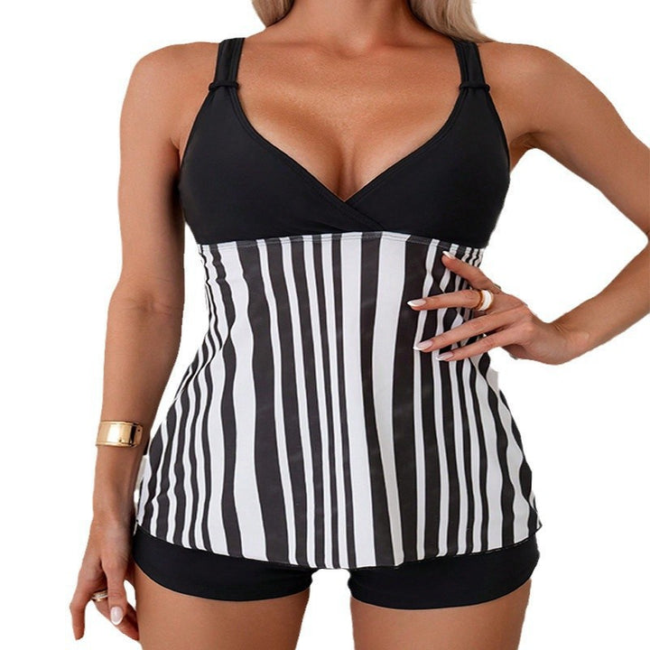 Dame tankini med justerbare stropper og figurskabende design Skovae