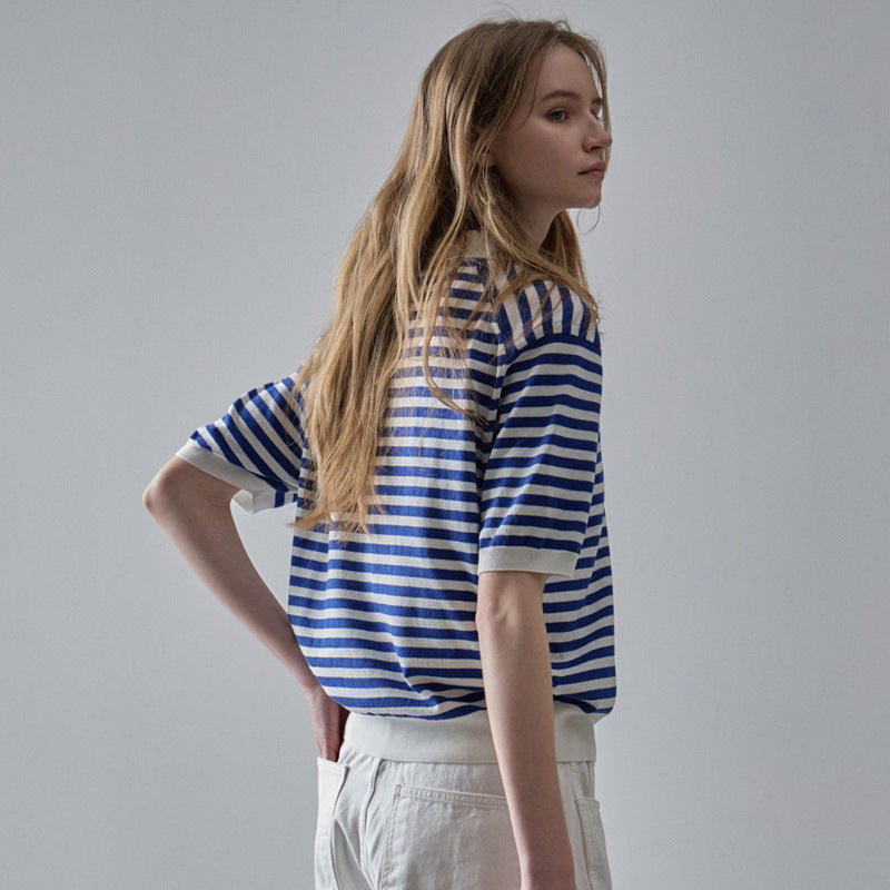 Dame Poloshirt med stilfuldt stribemønster og modern krave Stilla