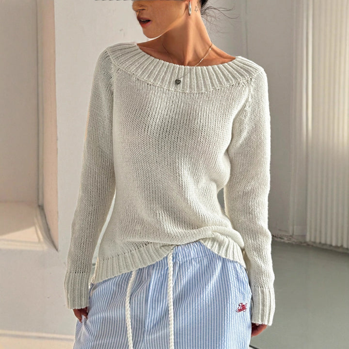 Kvinders strikket sweater med brede skuldre og struktureret mønster Stilla