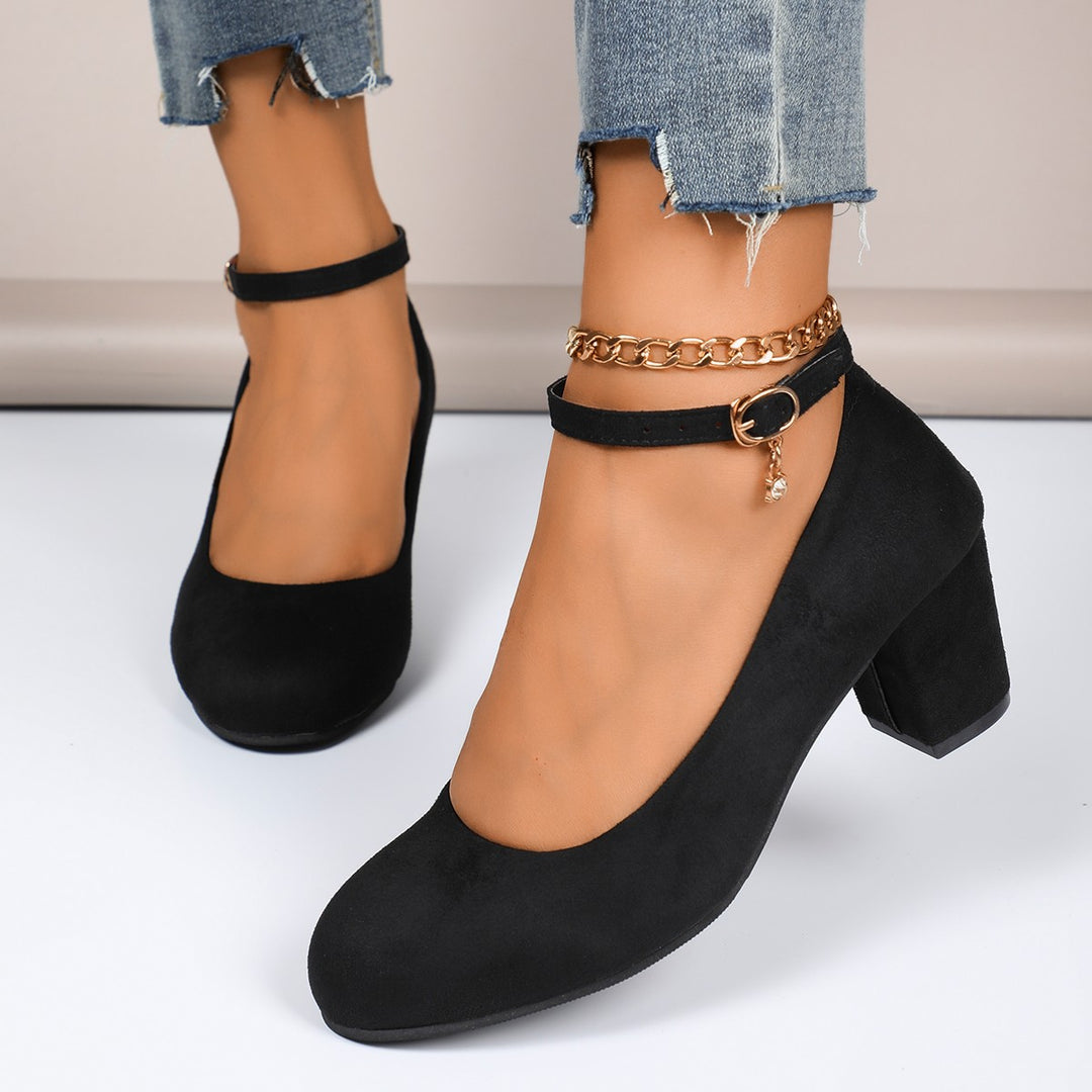 Damer nan elegante Riemchenpumps med justerbart ankelbånd og bred blokhæl Skovae