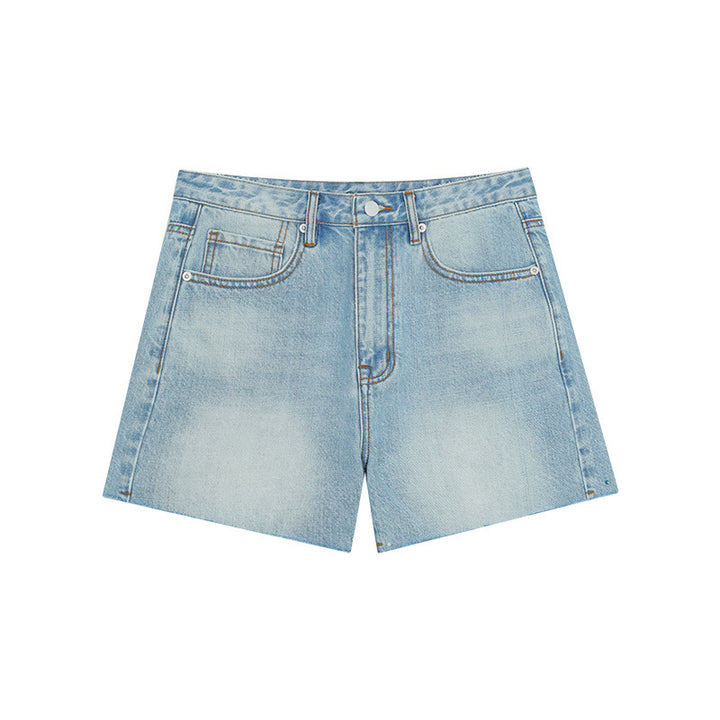 Dame jeansshorts i moderne high-waist stil med afslappet snit og lange ben Stilla