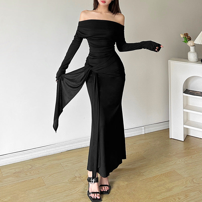 Dame elegant maxikjole med off-shoulder design og raffineret indpakningseffekt Stilla