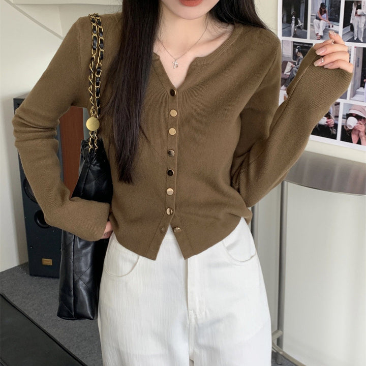 Kvinde elegant cardigan med knapdetalje og blødt materiale Stilla