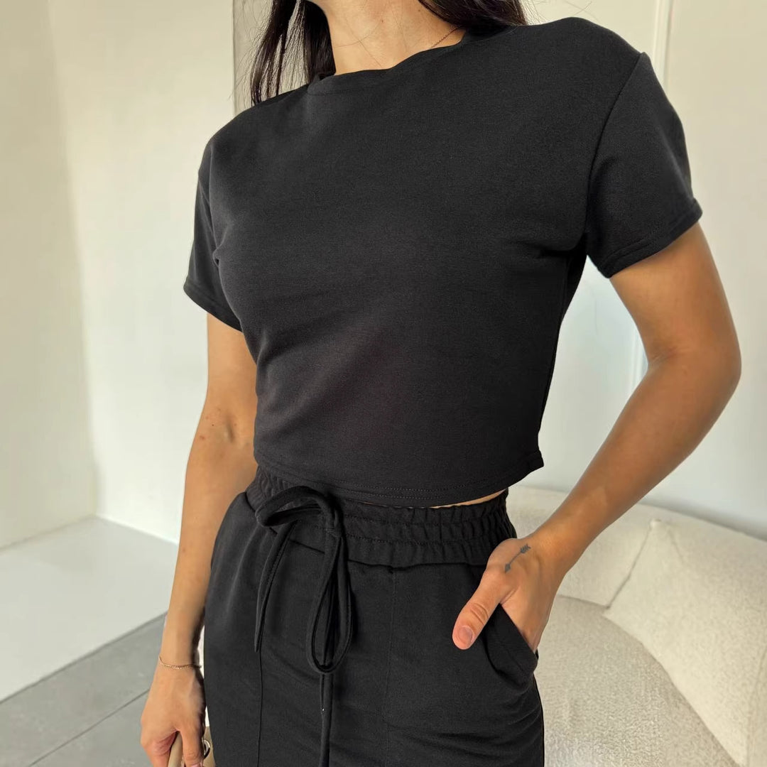 Kvinder casual to-delt sæt med cropped top og side-slids nederdel Skovae
