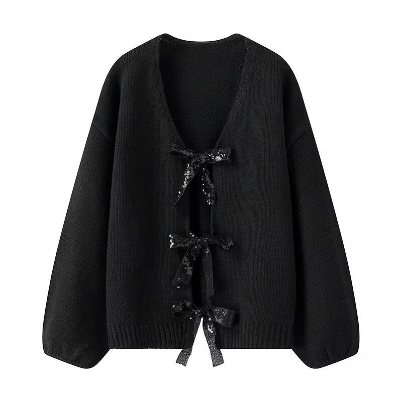 Kvindernes løse strikket cardigan med elegante bånddetaljer Stilla