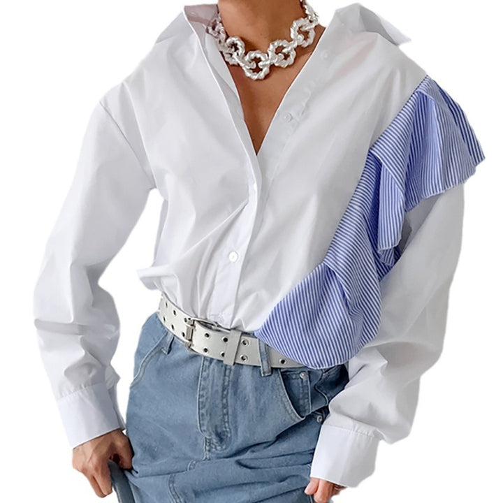 Damebluse med asymmetrisk flæsedesign og moderne snit Stilla